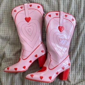 heart boots